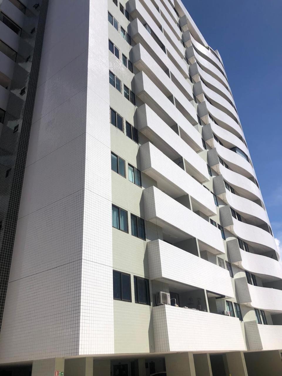 Apartamento Luxor Double Com Varanda Gourmet Contendo Churrasqueira E Frigobar, Vista Panoramica Da Ponta Verde! 2 Quartos Com Split, 2 Banheiros E Uma Banheira De Hidromassagem Na Do Apartamento!